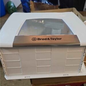Brød & Taylor White Folding Bread Proofer